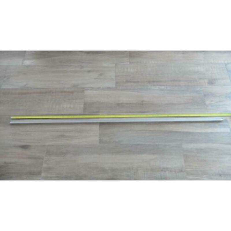 Aluminium volrond (10+8), volvierkant (7), openvierkant en U