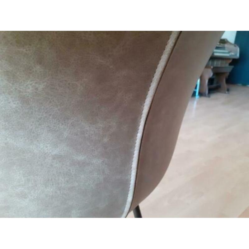 2 Mooie Kunstlederen stoelen, Nieuw! 50,-!