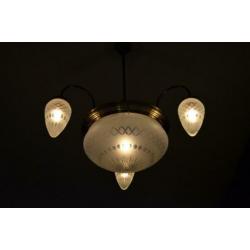 Imposante Art-Deco lamp met geslepen glas