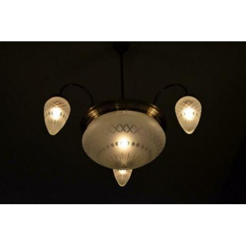 Imposante Art-Deco lamp met geslepen glas