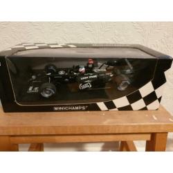 BAR 006 Button Winter test Minichamps 1:18