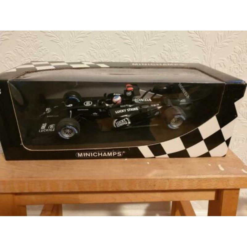 BAR 006 Button Winter test Minichamps 1:18