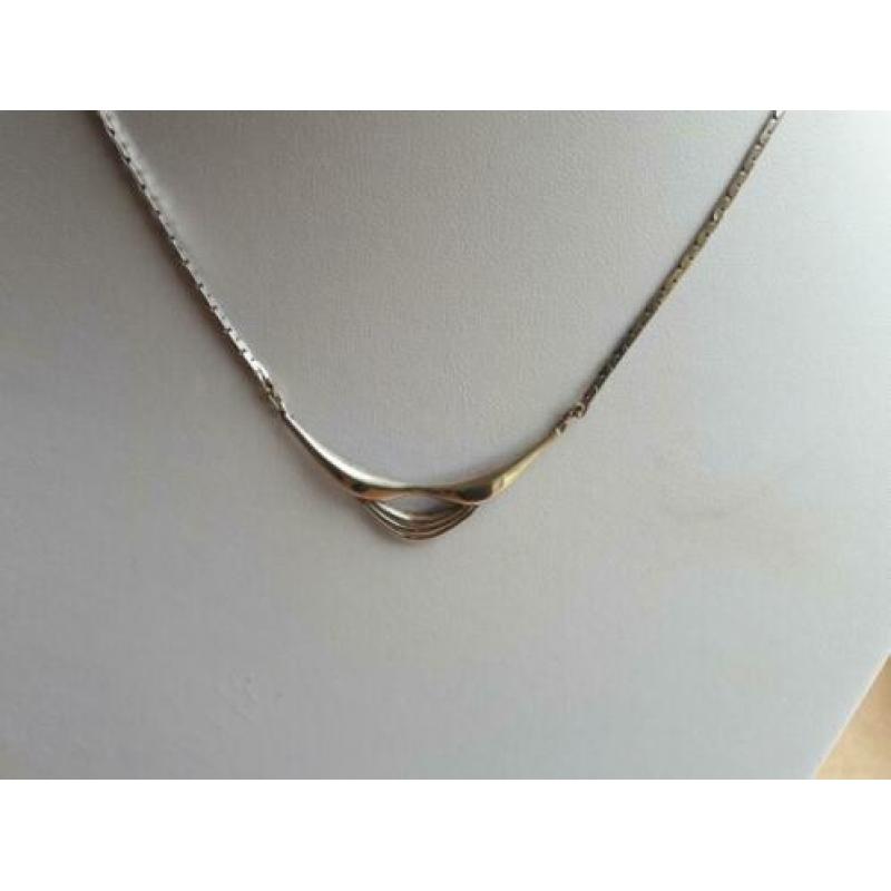 mooie zilveren ketting