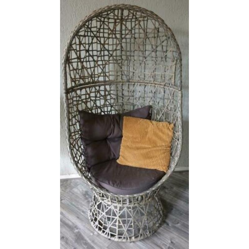 Ei stoel, lounge stoel SenS-Line Maletto