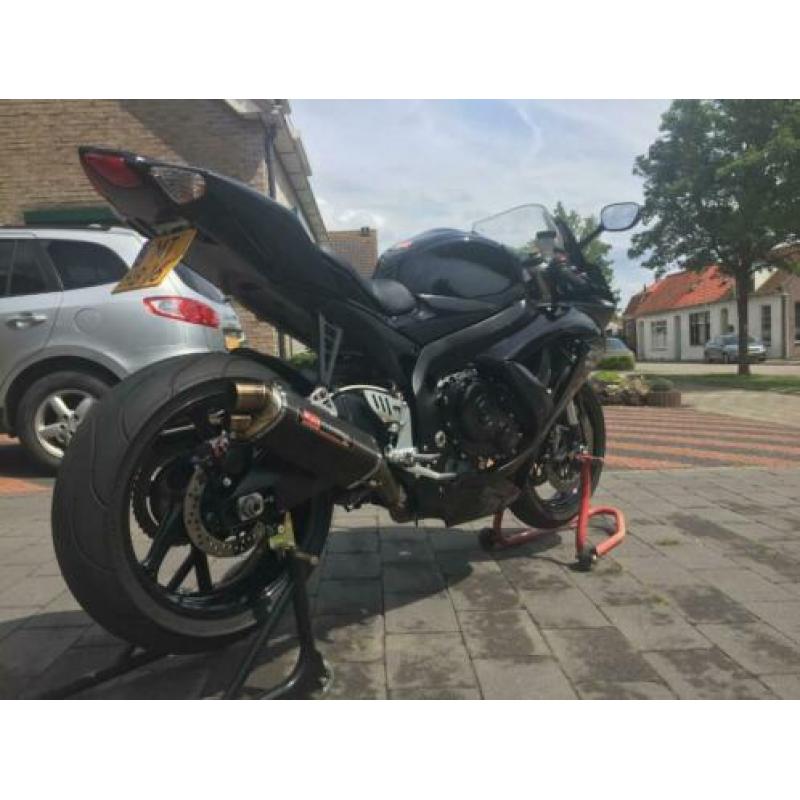 Suzuki GSX-R 600 K8 Yoshimura