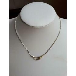 mooie zilveren ketting