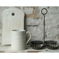 brocante oud Franse bandenkan off white ( kleinere maat )