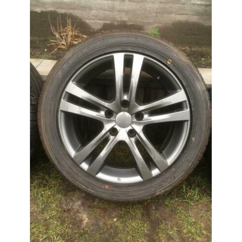Nieuwe 17” velgen + banden 5x100 toyota avensis 215/45/17