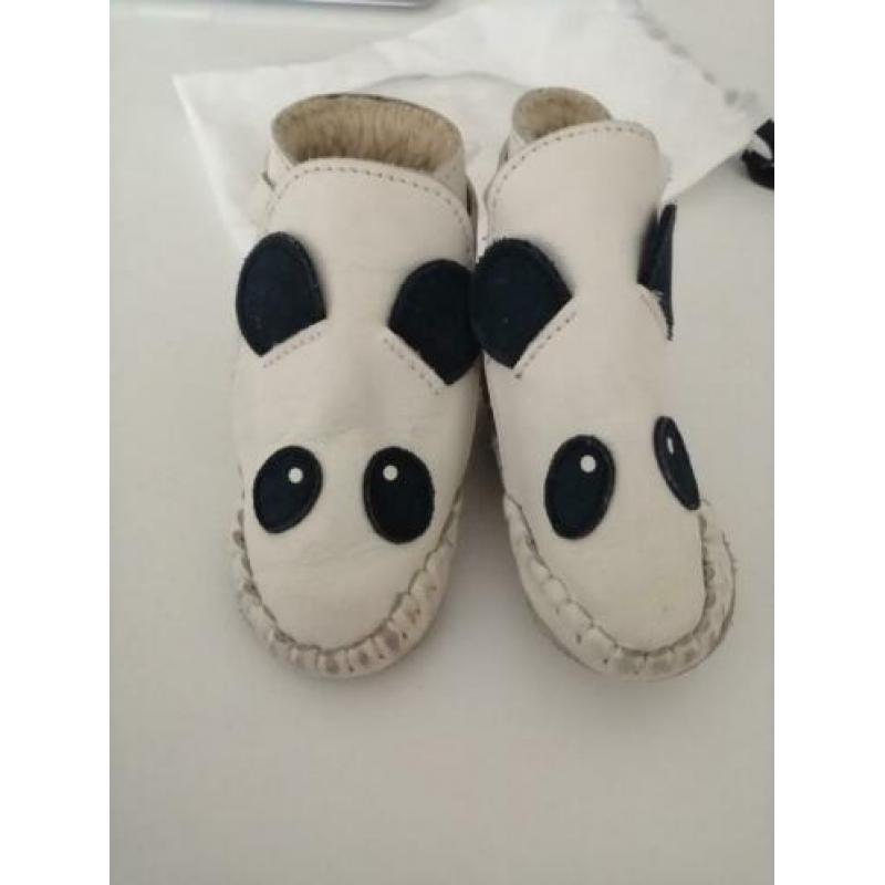 Baby panda schoentjes - Donsje Amsterdam