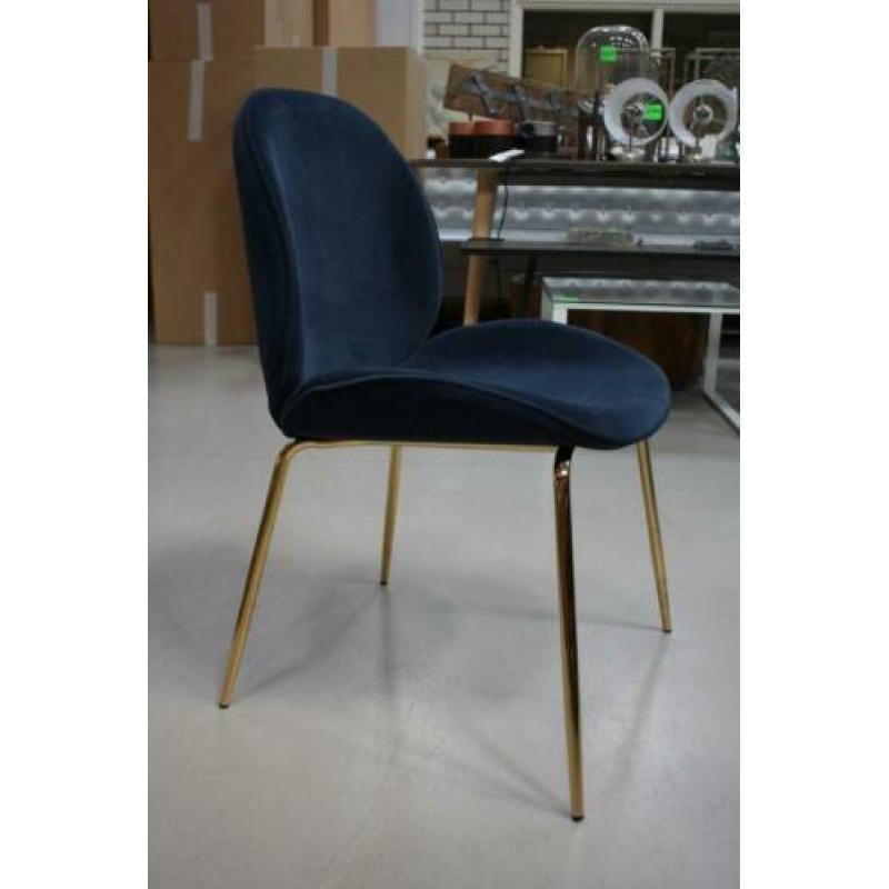 Nieuwe hippe eetkamerstoelen groen blauw fluweel goud velvet