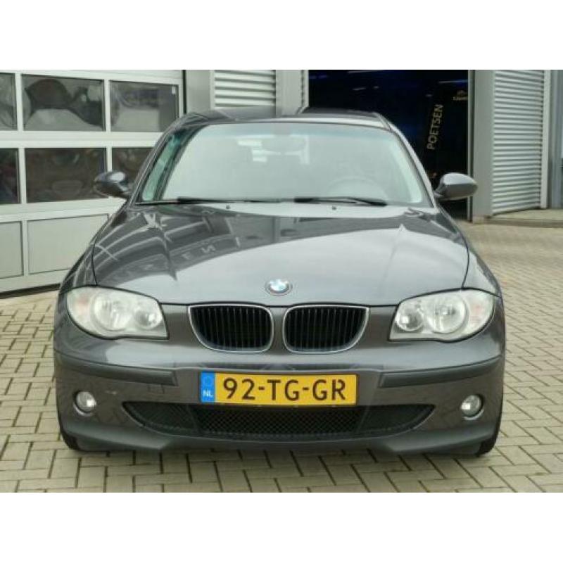 BMW 1-serie 116i Business Line bj.2006 Navi | Airco | 5Drs.