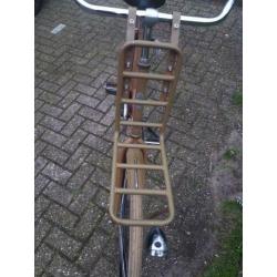 uion 28 inch goede dames fiets vraag prijs 85 op batterijen
