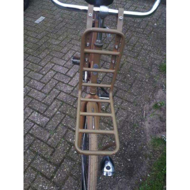 uion 28 inch goede dames fiets vraag prijs 85 op batterijen