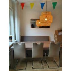 Complete woonkamer donker eiken Wandkast/Eettafel/Salontafel