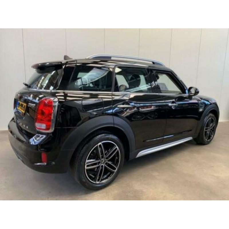 MINI Countryman 1.5 Cooper NAVI-AIRCO-LMV-DAKRAIL-PDC