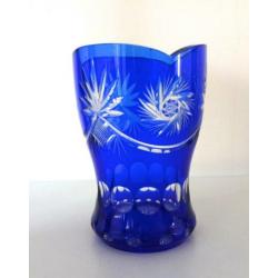 Kristal vaas helder blauw sierlijke gravering Bohemen 4649-k