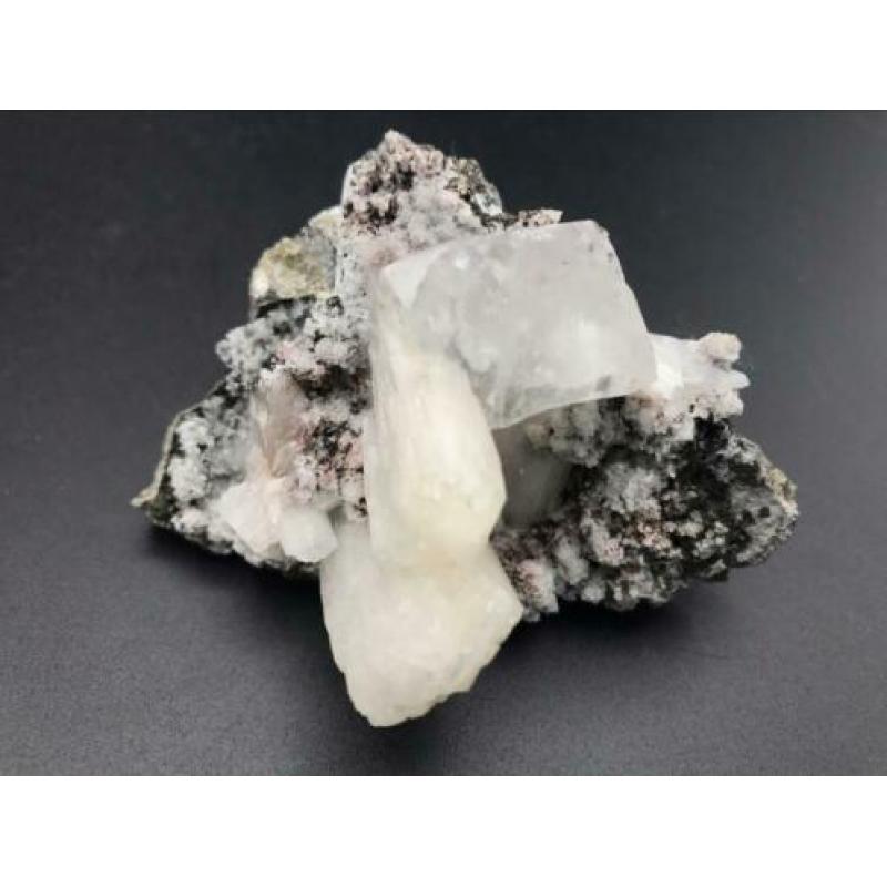 Zeoliet apofyliet okeniet stilbiet mineralen edelstenen gems