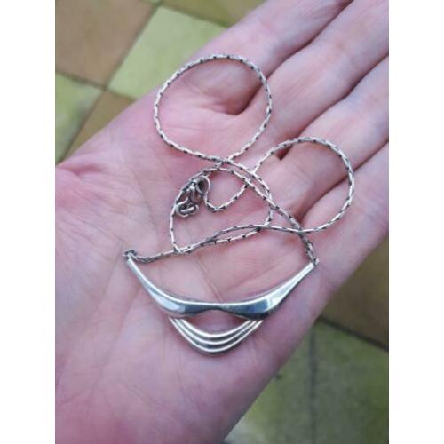 mooie zilveren ketting
