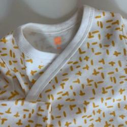 Leuk setje Hema 56 pakje - vestje broekje slofjes - NIEUW