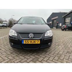 Volkswagen Polo 1.4-16V Comfortline Eerste Eigenaar ! 80pk