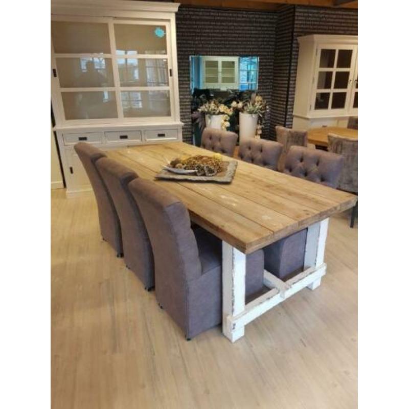 *VOORRAAD* 6 Stuks Gecapitonneerde Eetkamerstoelen Brian (8)