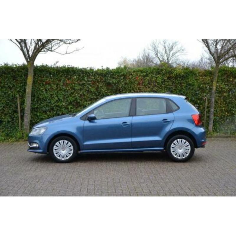 Volkswagen Polo 1.4 TDI 90 PK 2016 DSG AppleCarplay Navi