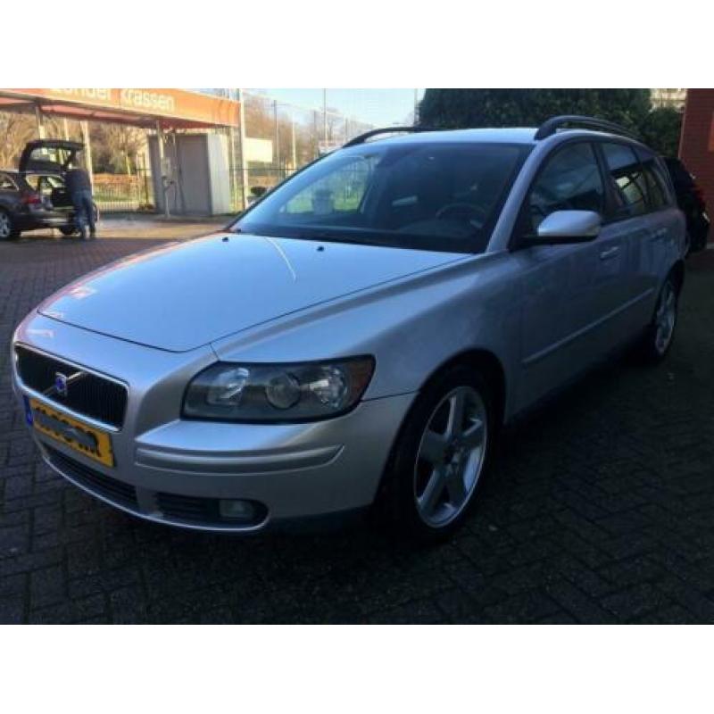 Volvo V50 2.0D Momentum IN NIEUW STAAT (bj 2004)