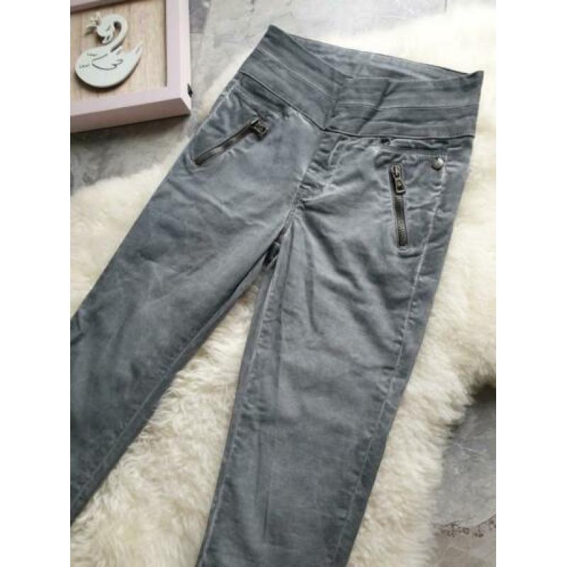 Maat 134/140 NIEUW Meisjes Skinny HighWaist Jeans