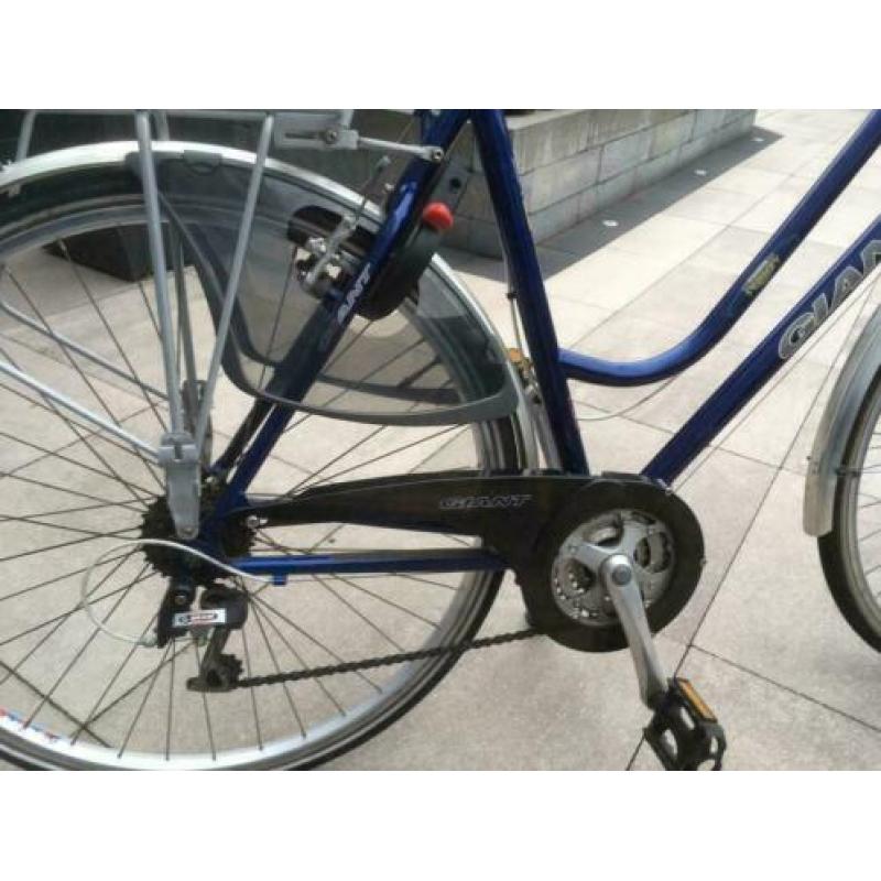 Giant damesfiets............mooi en voordelig!