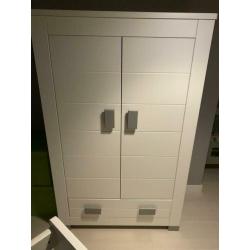 Witte baby kamer