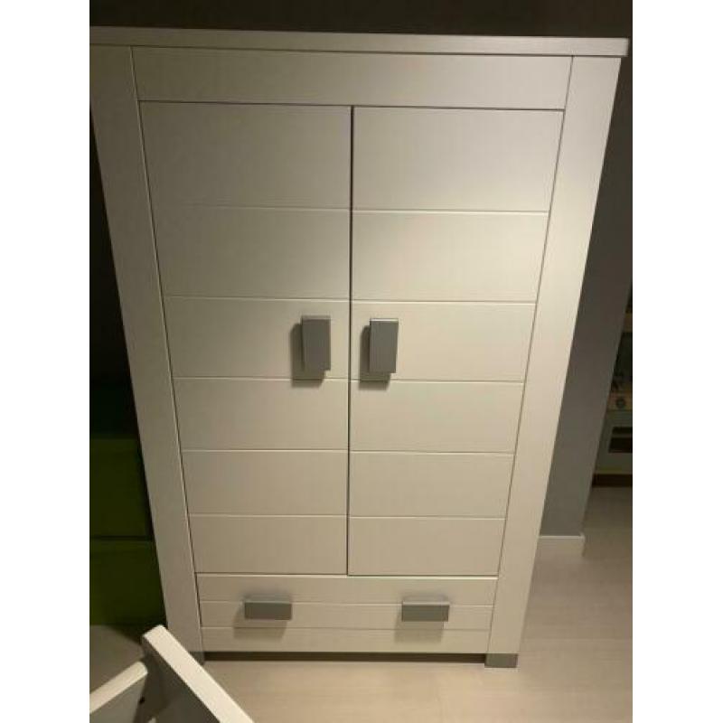 Witte baby kamer