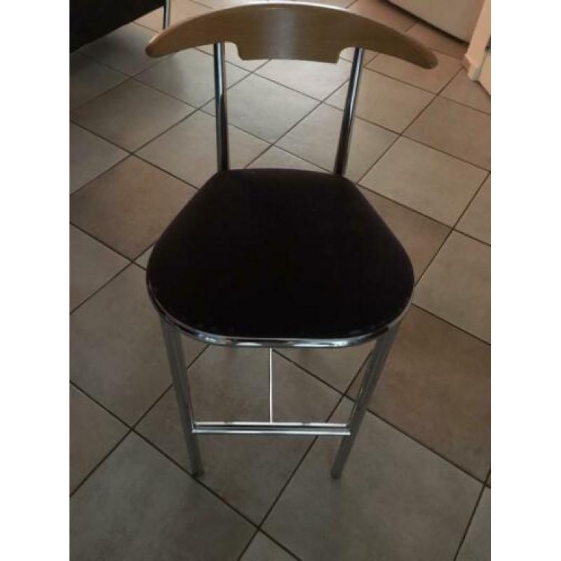 Drie leuke, moderne barkrukken, keukenkrukken
