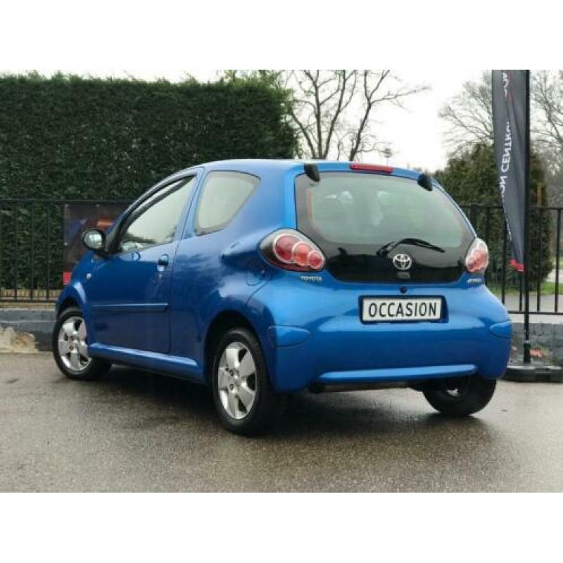 Toyota Aygo 1.0-12V Dynamic Blue *Airco* *LM Velgen*