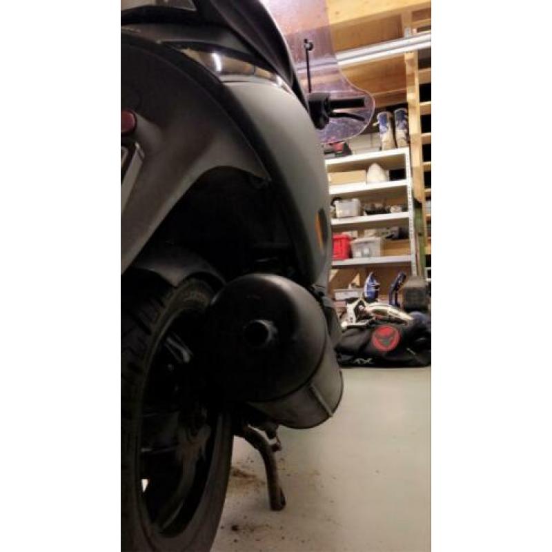 Piaggio Zip in onderdelen