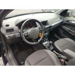 Opel Astra Wagon 1.9 CDTi Cosmo NAVI..PDC..CLIMA