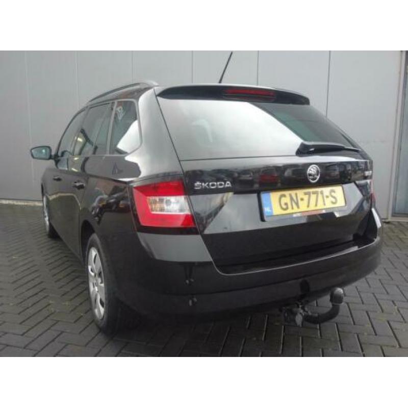 Skoda Fabia Combi 1.2 TSI Ambition Airco Cruise Trekhaak Ele