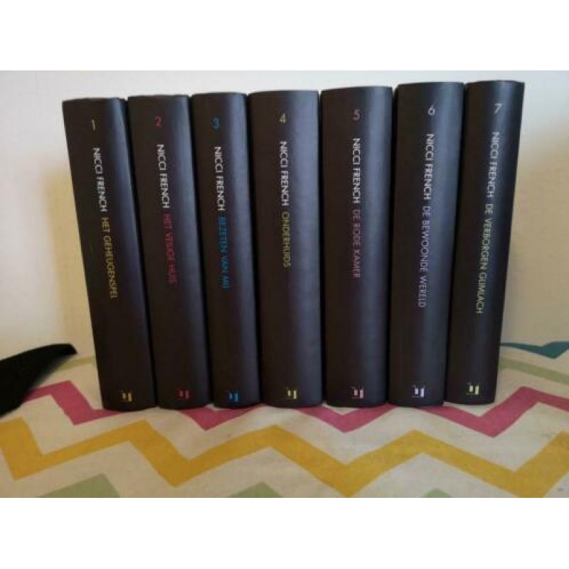 Nicci French set 1-7