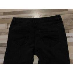 Yessica (C & A ) leuke stretch spijkerbroek maat 40.