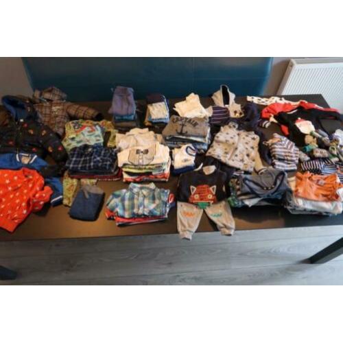 Groot kledingpakket maat 74 / 80