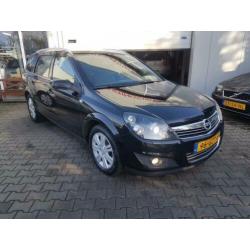 Opel Astra Wagon 1.9 CDTi Cosmo NAVI..PDC..CLIMA