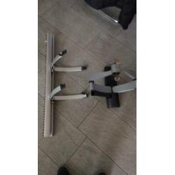Vogel TV beugel, kabelgoot en 2 audio dragers
