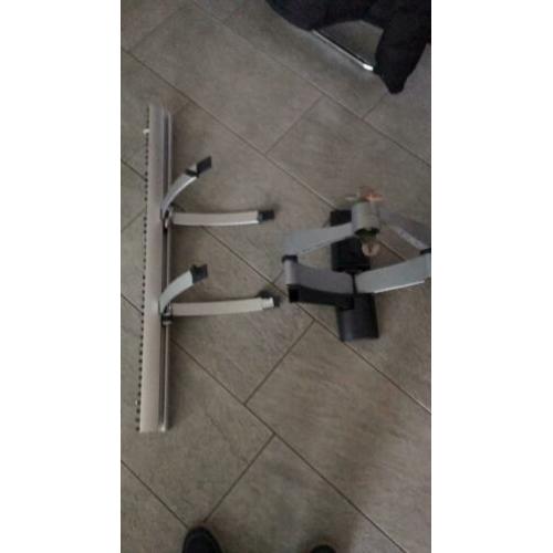 Vogel TV beugel, kabelgoot en 2 audio dragers