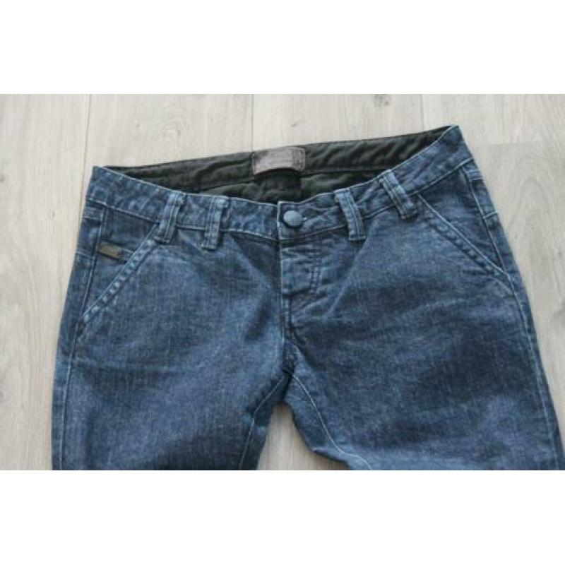 Blauw kort dames broek NUMPH, maat M 38 (935)