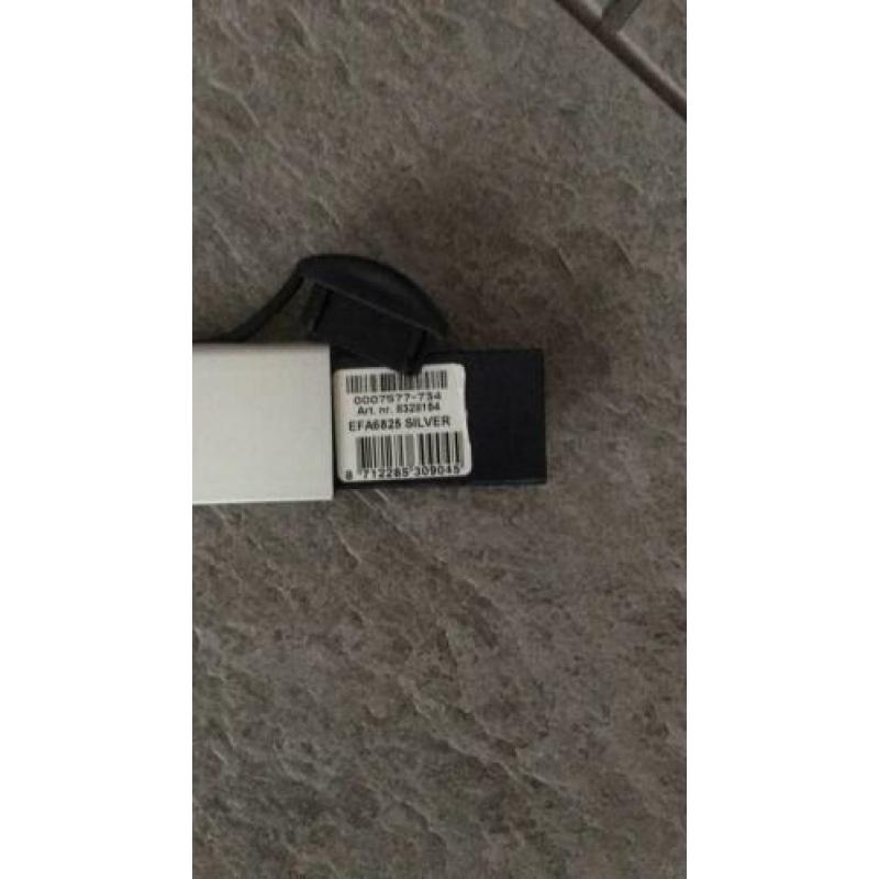 Vogel TV beugel, kabelgoot en 2 audio dragers