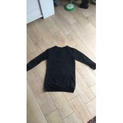 Gave sweatstof jurk met voorkant van pailletten maat 146/152