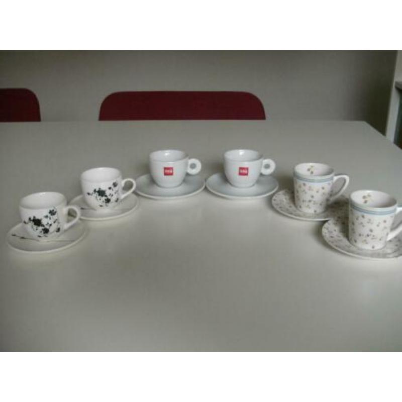 Espresso kop/schotels- Illy -Jet ter Steege - Douwe Egberts-