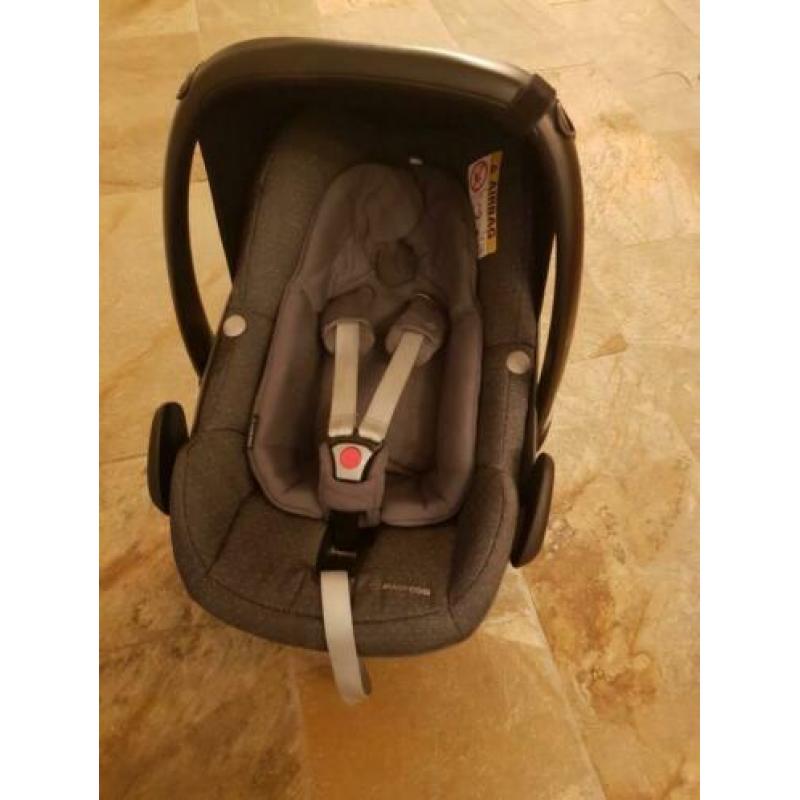 Maxicosie + isofix + acc
