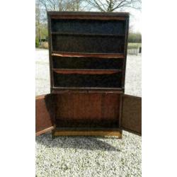 179, Antieke mahoniehouten boekenkast te koop (opknapper)