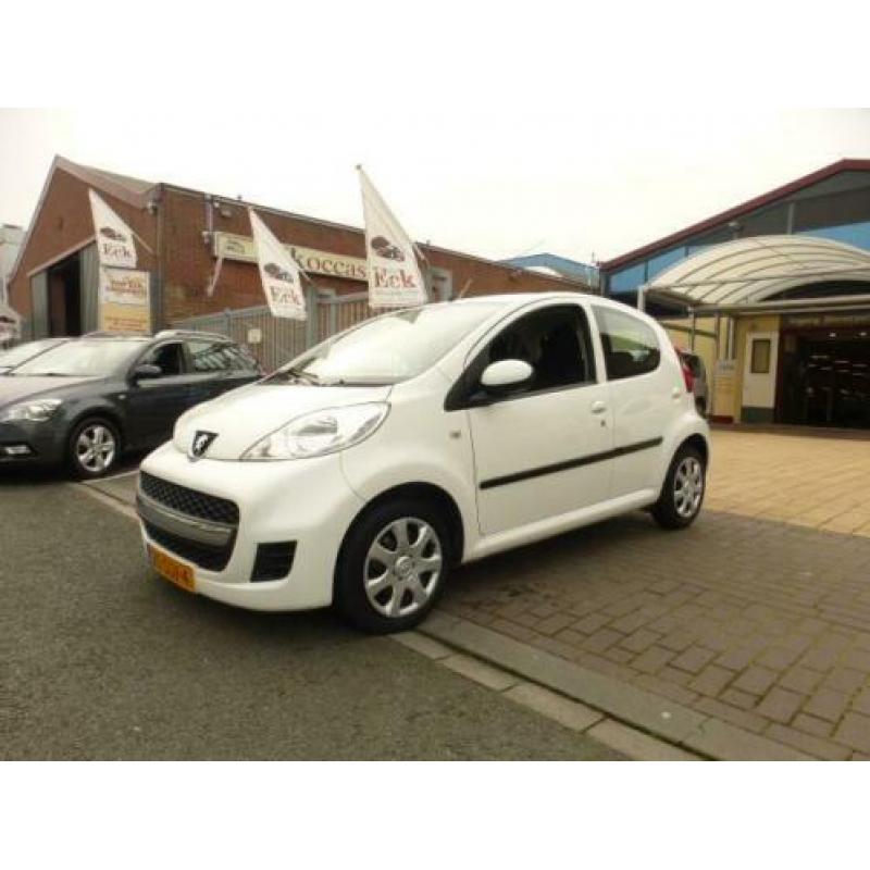 Peugeot 107 1.0-12V XS.5deurs,airco,slechts,81.000.km