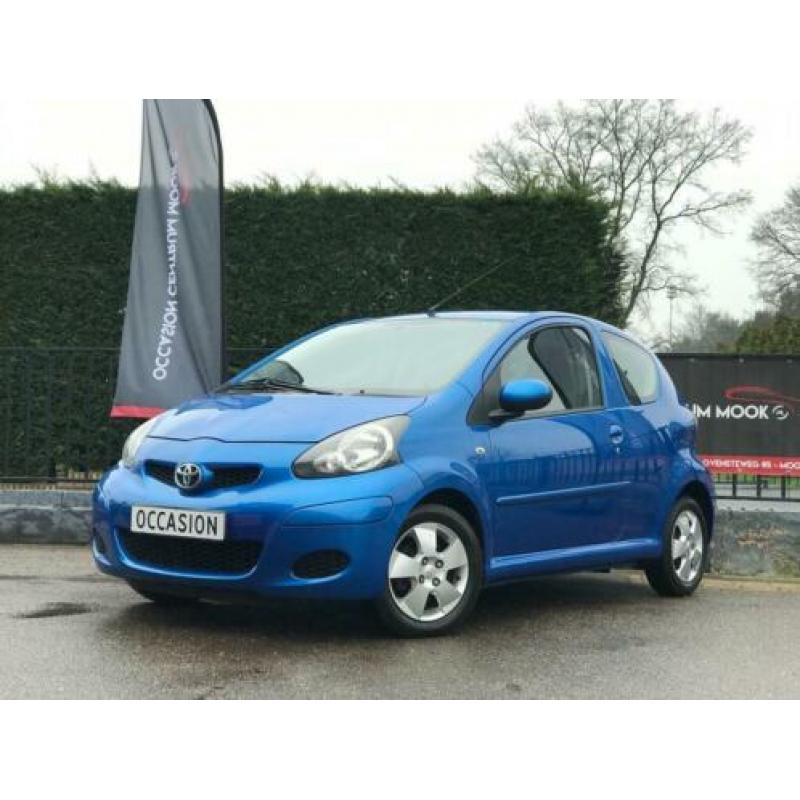 Toyota Aygo 1.0-12V Dynamic Blue *Airco* *LM Velgen*